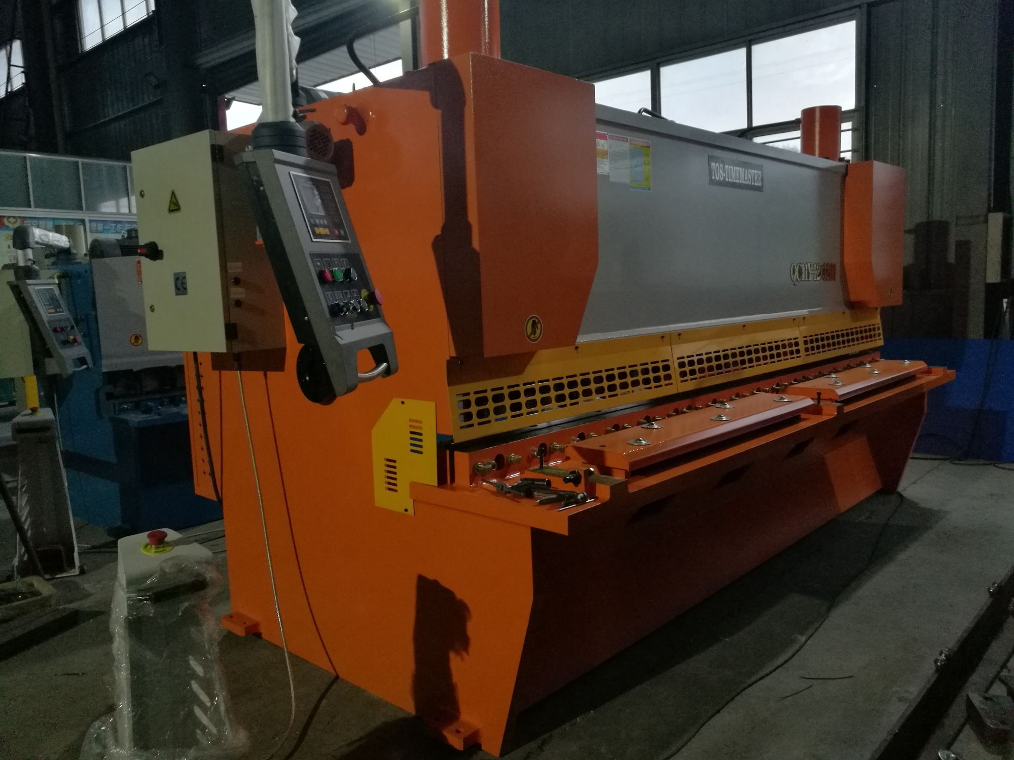 Gate Shearing Machine