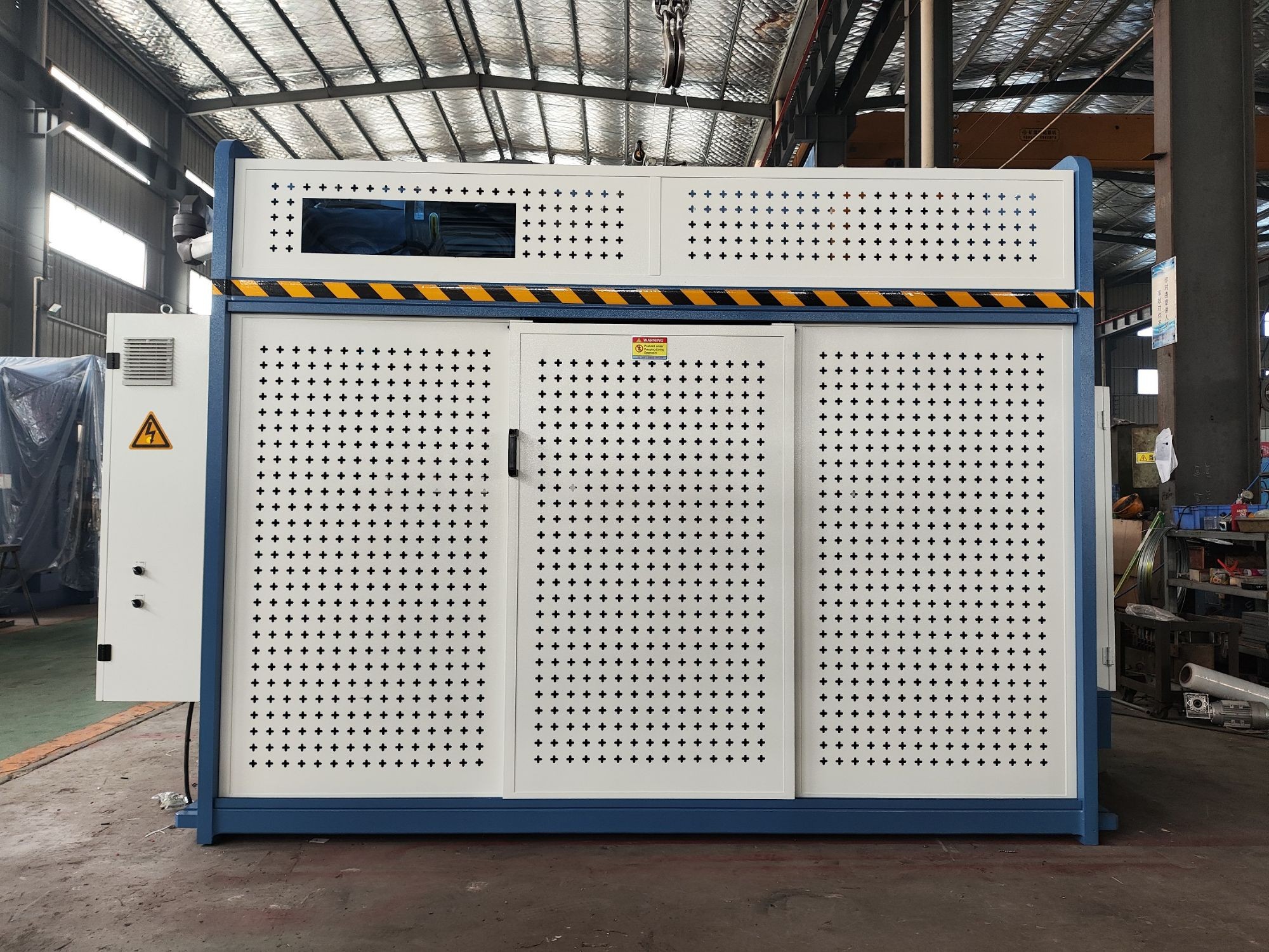 Phanh ép thủy lực CNC Delem DA-58T WC67K-200X3200